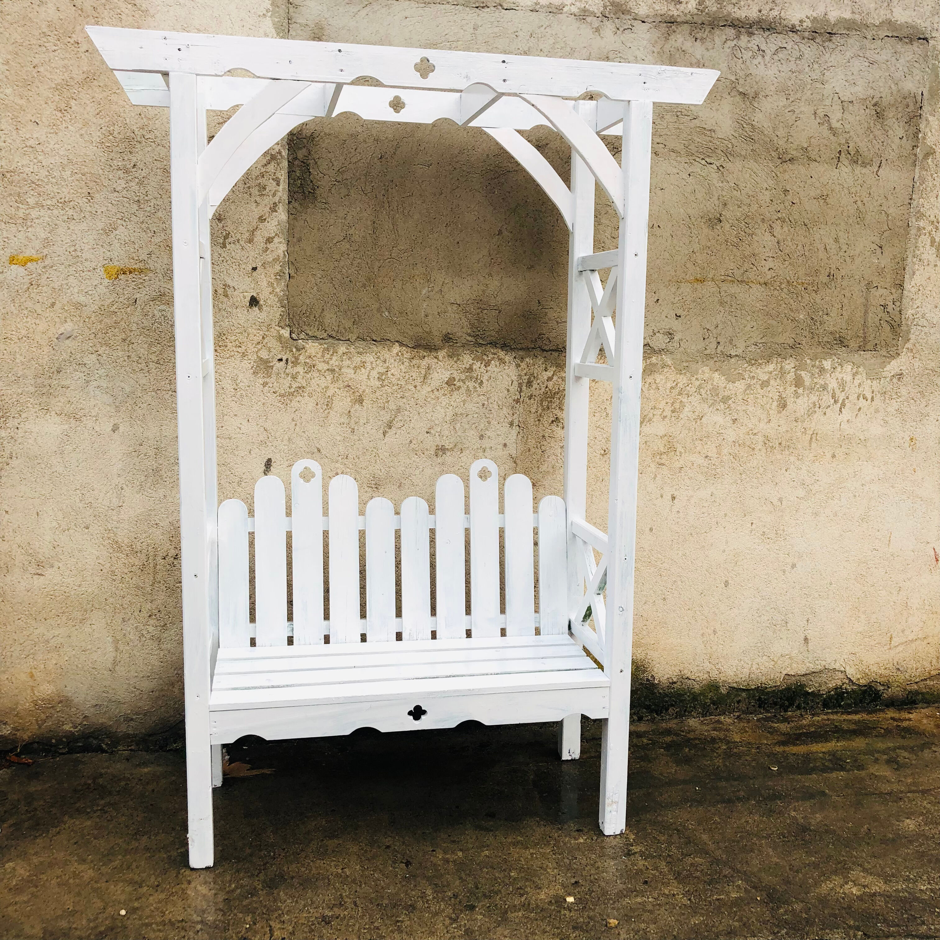 Pergola bench