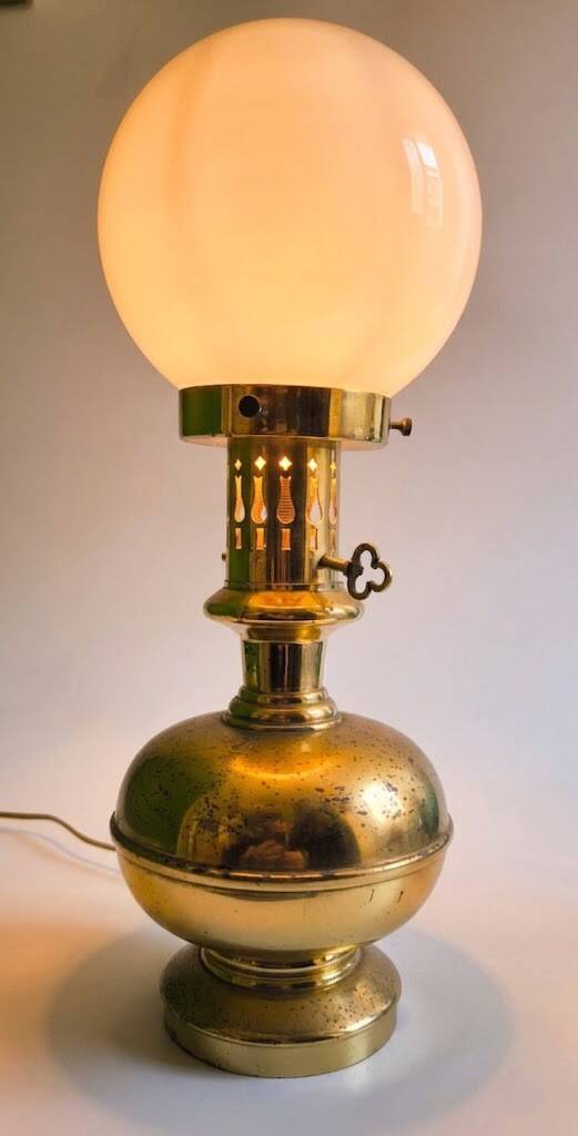 Lampe Mid Century style Néoclassique