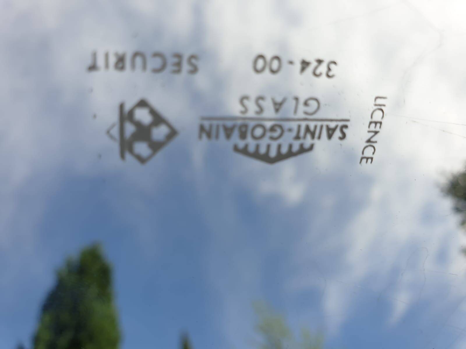 glass top dining room table