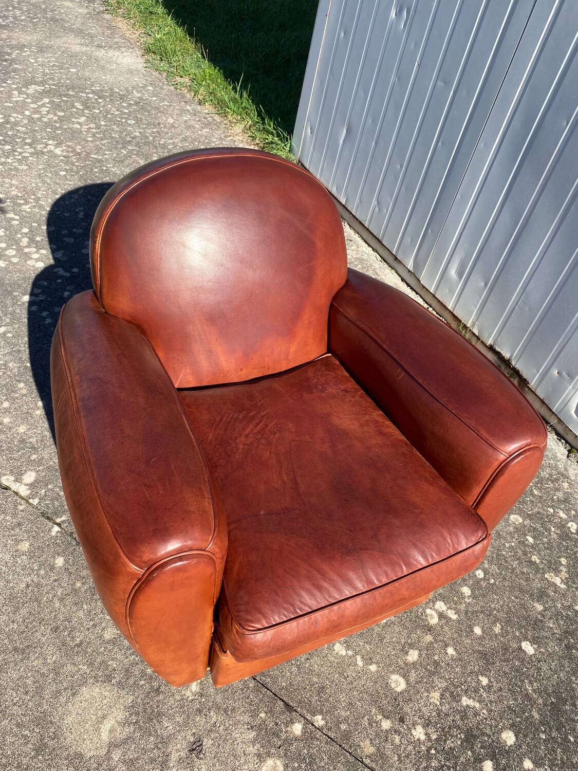 Leather club chair
