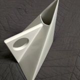Pitcher Post Modern Salins Studio 80s