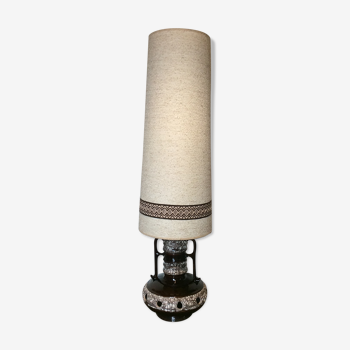 Floor lamp with its lampshade