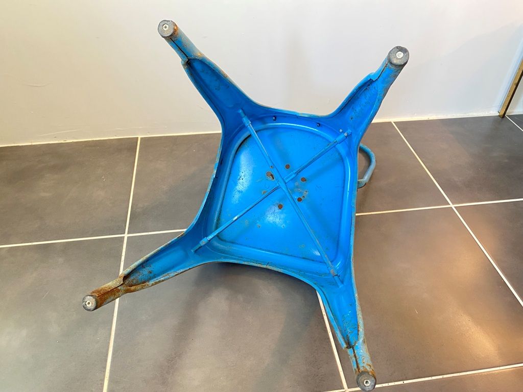 Authentic metal chair tolix by Xavier Pauchard vintage industrial 1950 n3