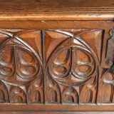 Gothic chest, 16th / 17th century