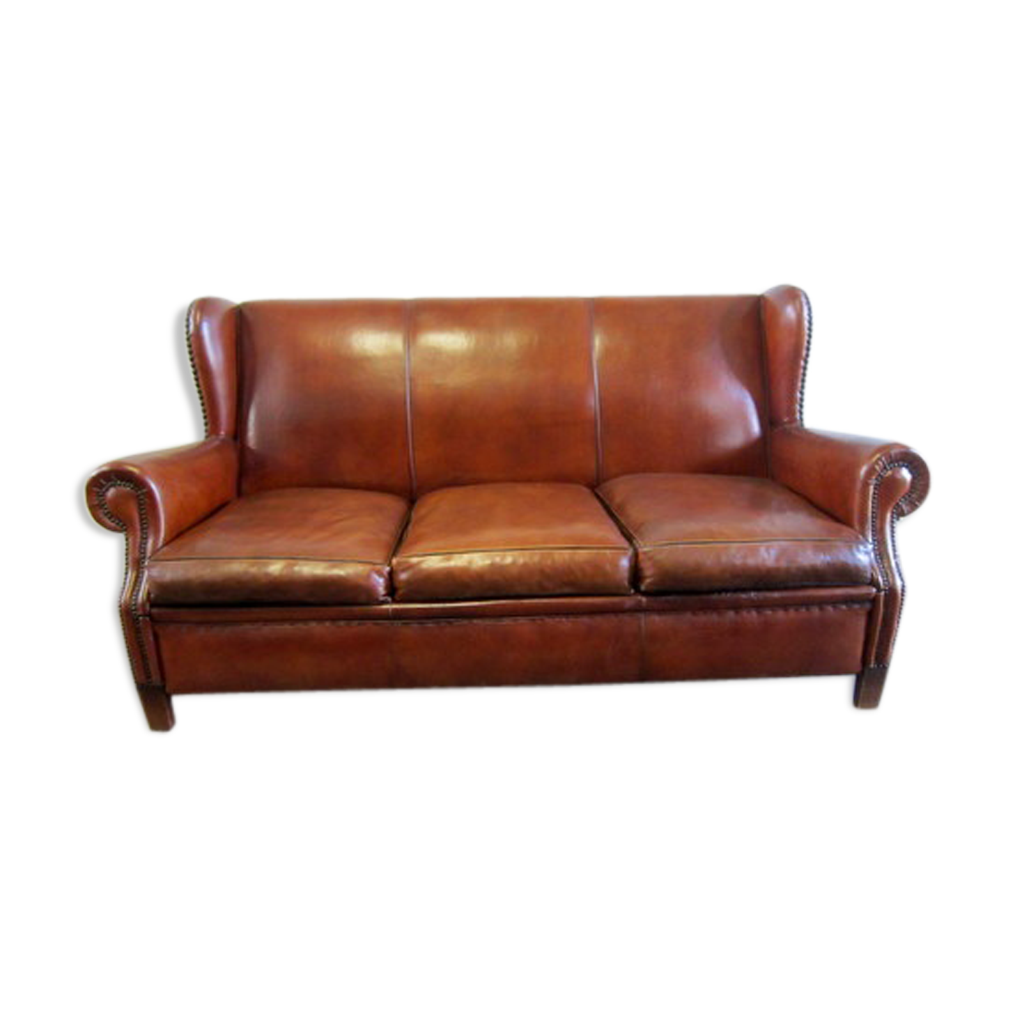 Club to ears convertible sofa