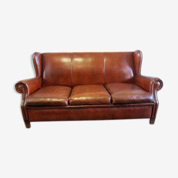 Club to ears convertible sofa