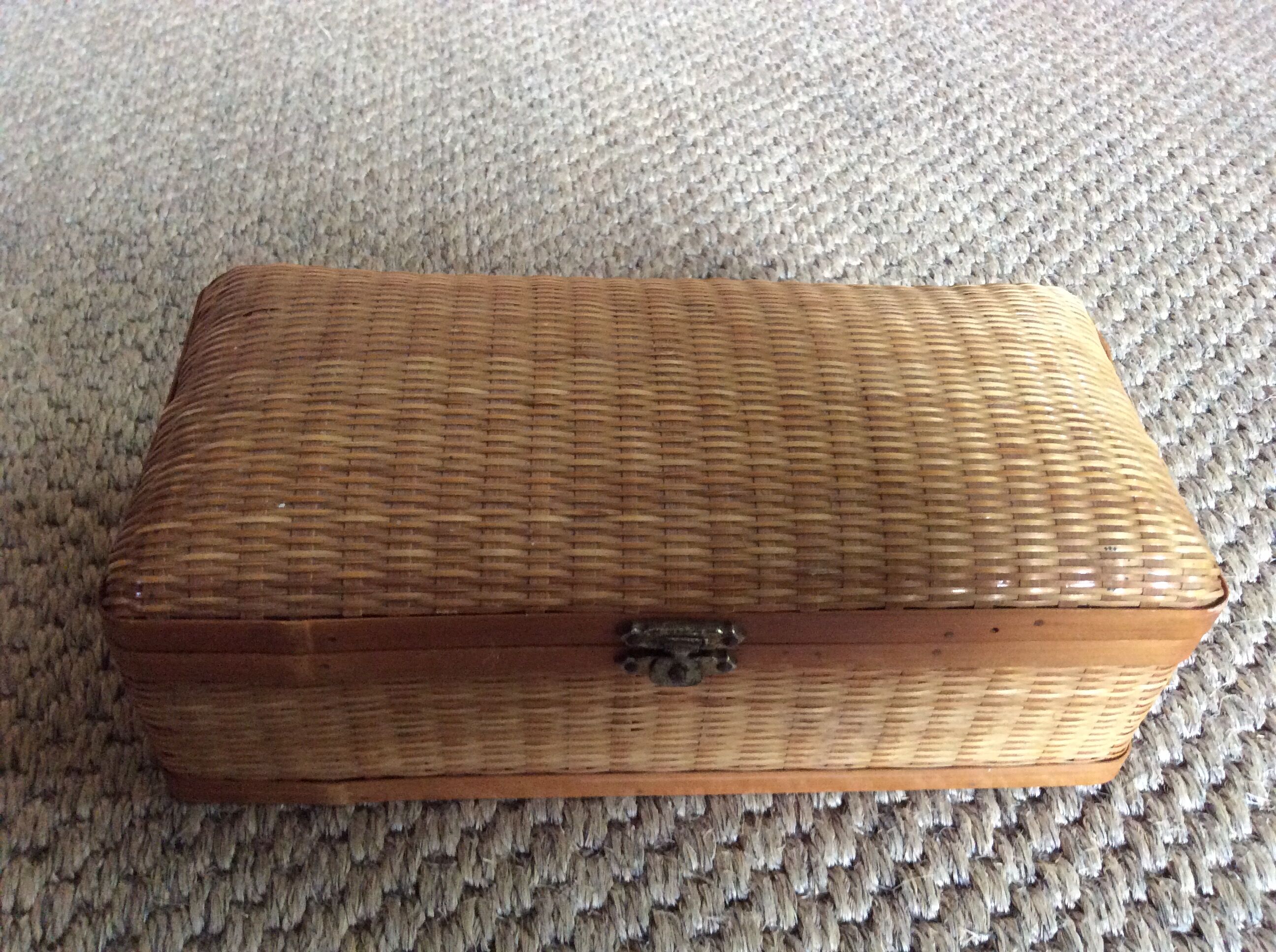 Rattan box