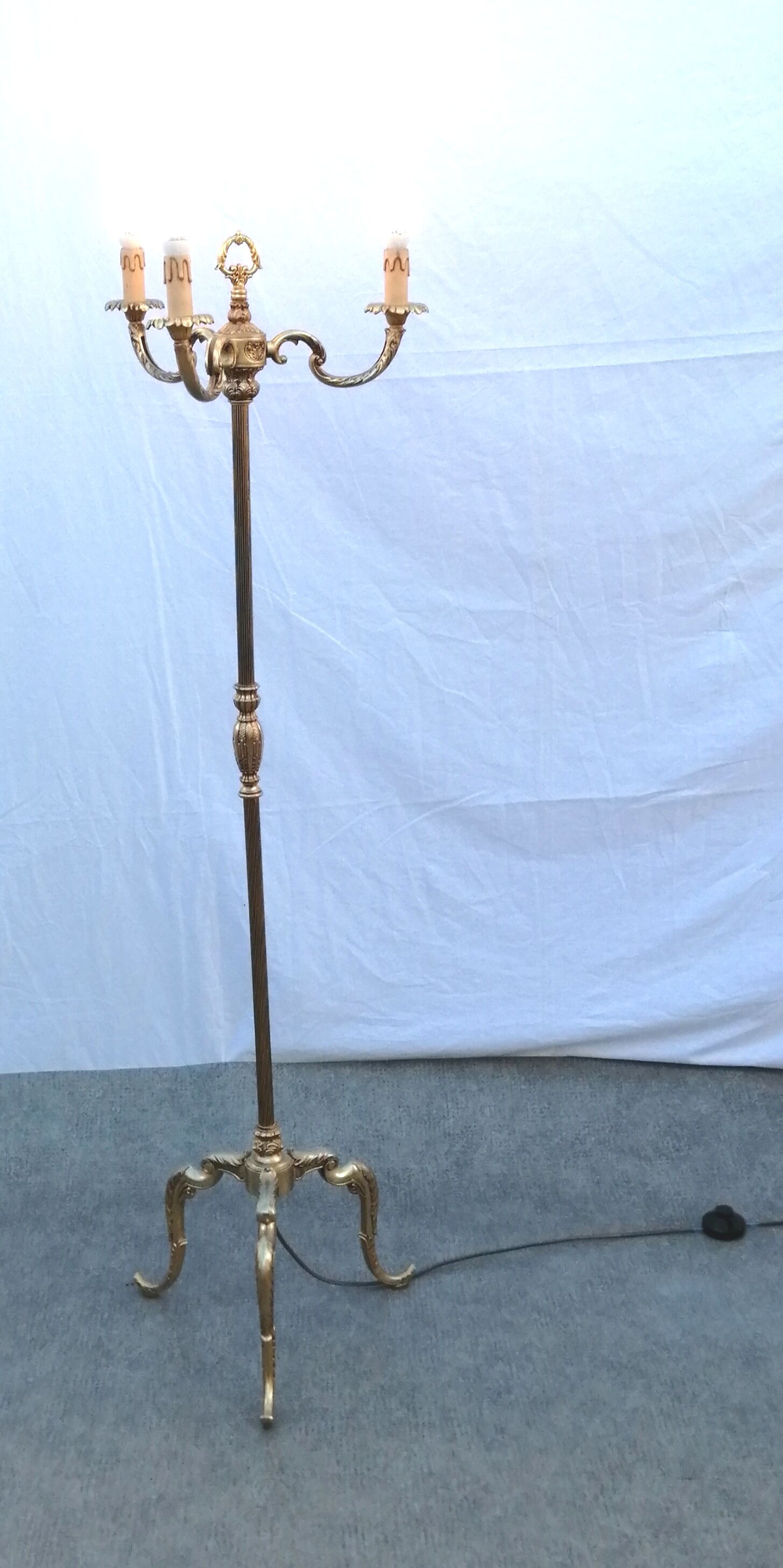 Bronze tripod floor lamp, vintage 1960