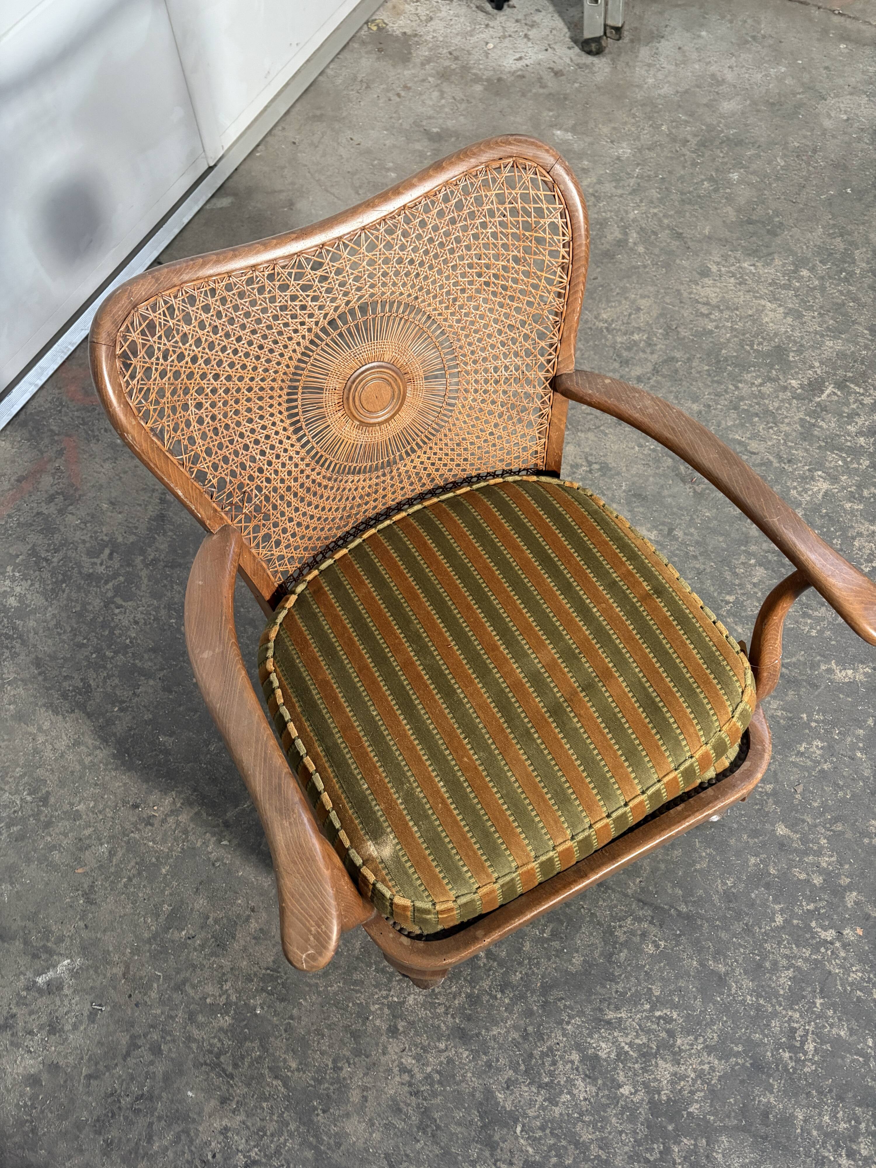 Fauteuil canné