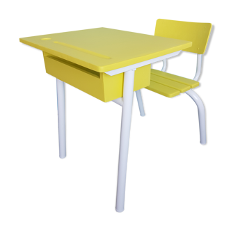 Bureau enfant vintage rénové