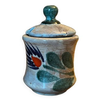 Ceramic pot of St Clement