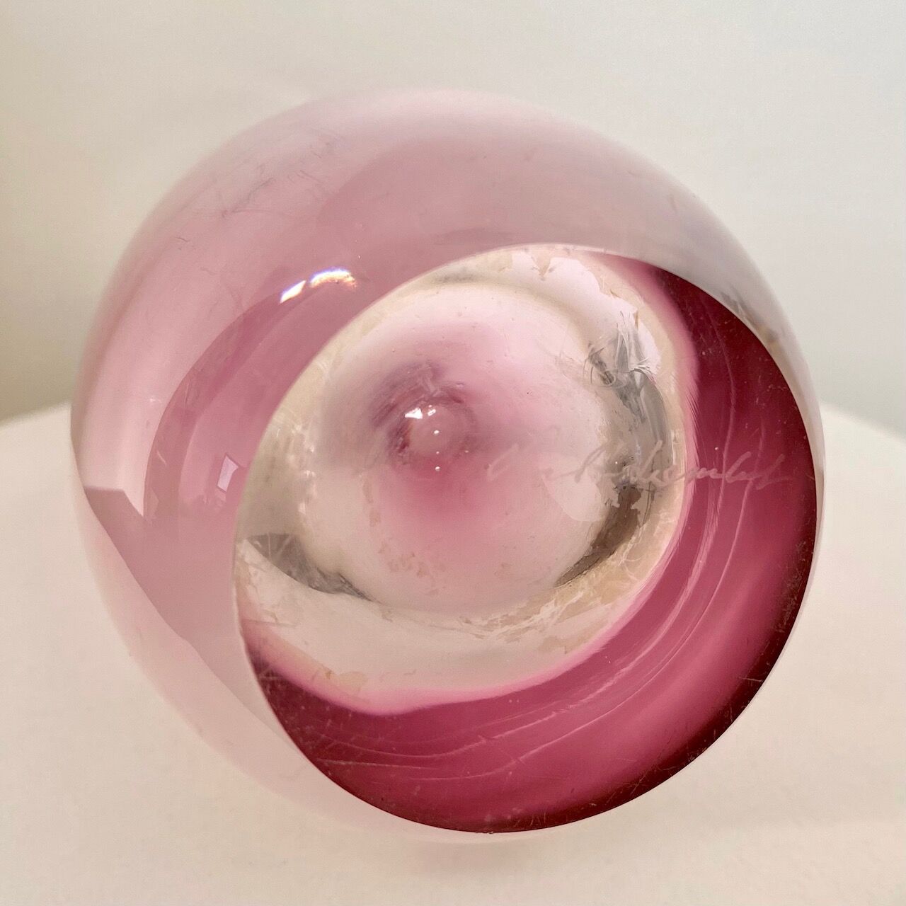 Red Val Saint Lambert lamp