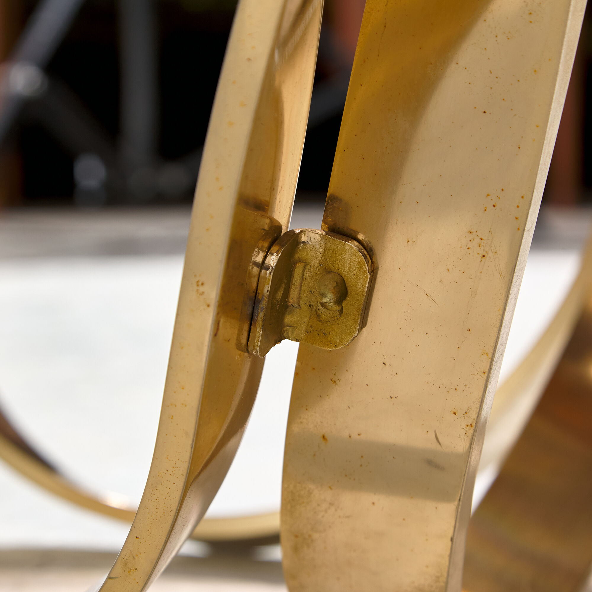 Brass coffee table by Roger Sprunger for Dunbar