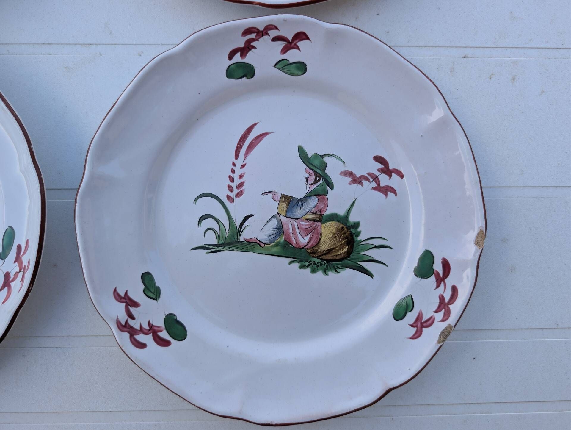 Set of 4 antique polychrome earthenware plates – Chinese decoration