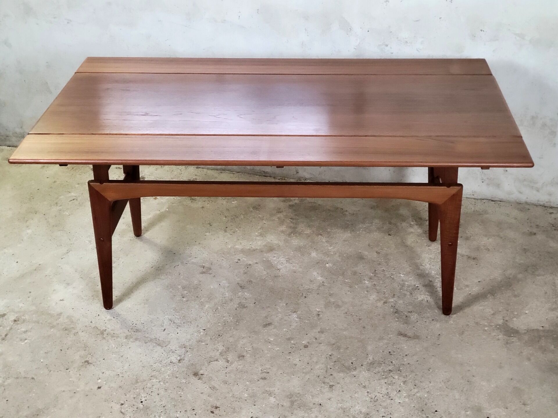 Danish height-adjustable coffee table by Trioh, 1960