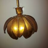 Flower ceiling light in gilded metal
