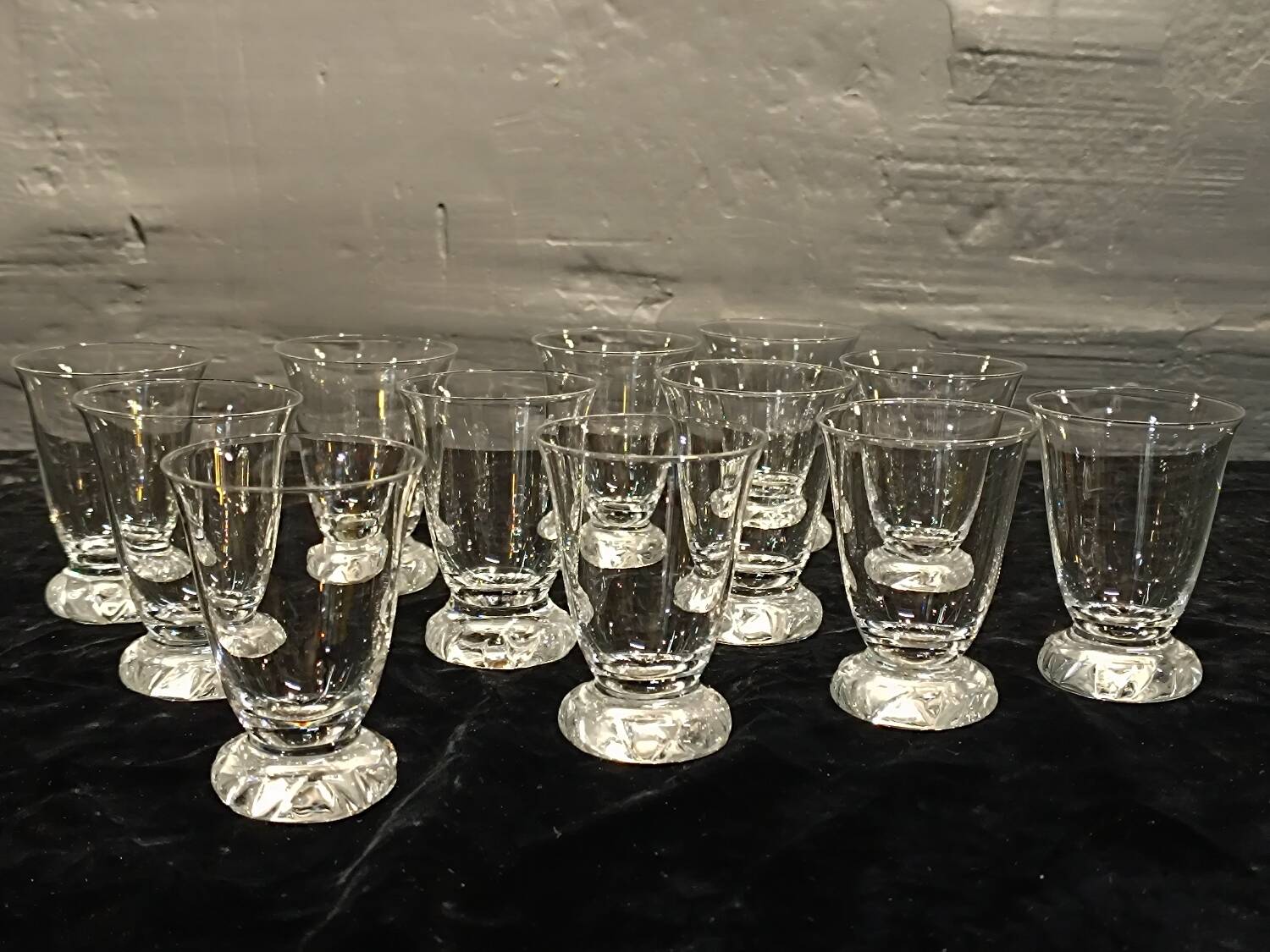 12 digestif glasses Daum model Kim