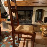 Set of 8 solid varnished oak chairs in excellent condition