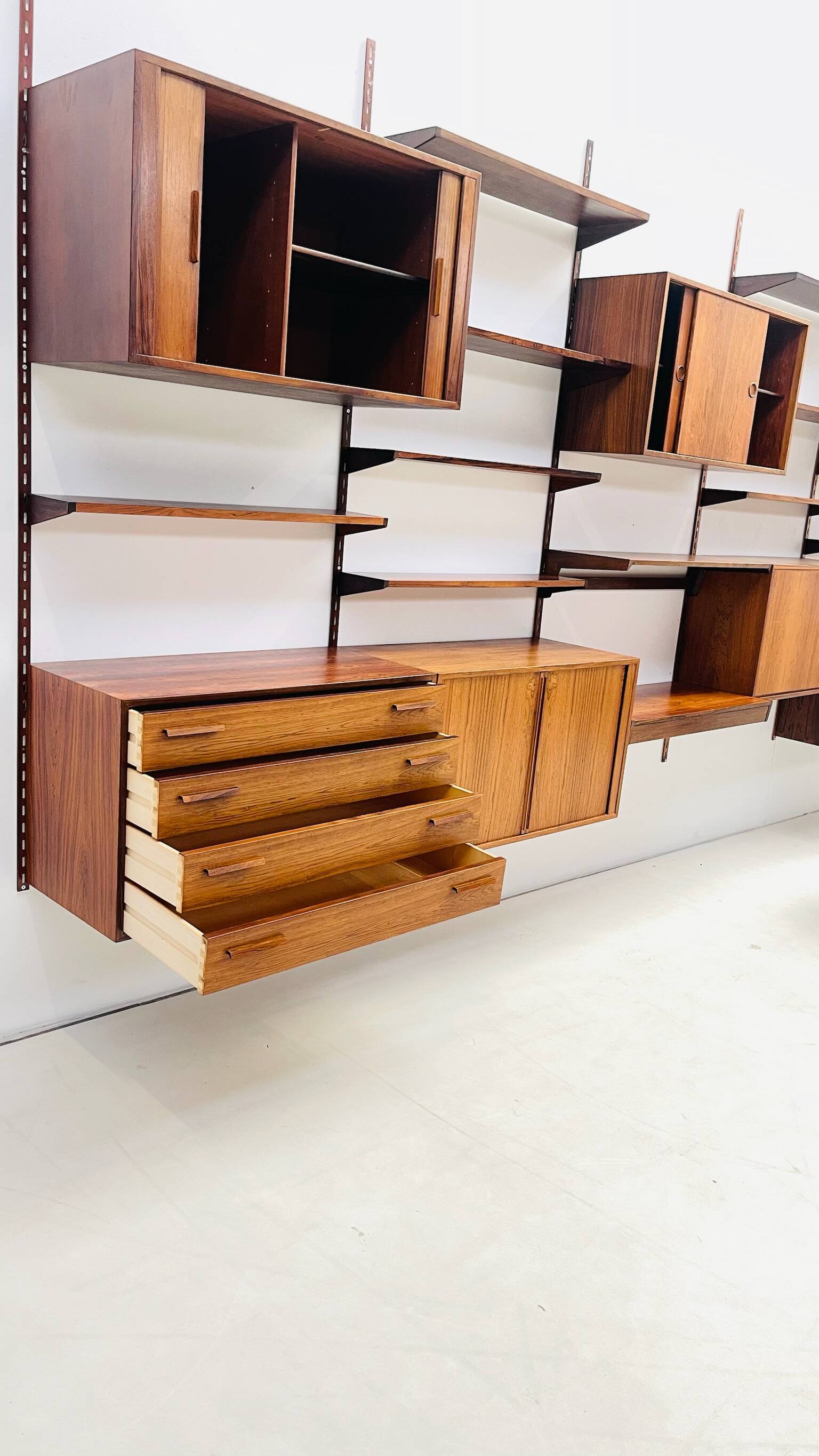 Kai Kristiansens large Wall Unit