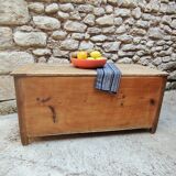Coffre en bois
