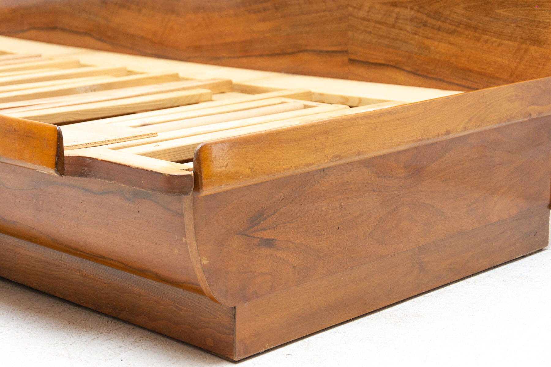 Mid century sofabed in walnut by Jindrich Halabala for UP Zavody, 1950´s