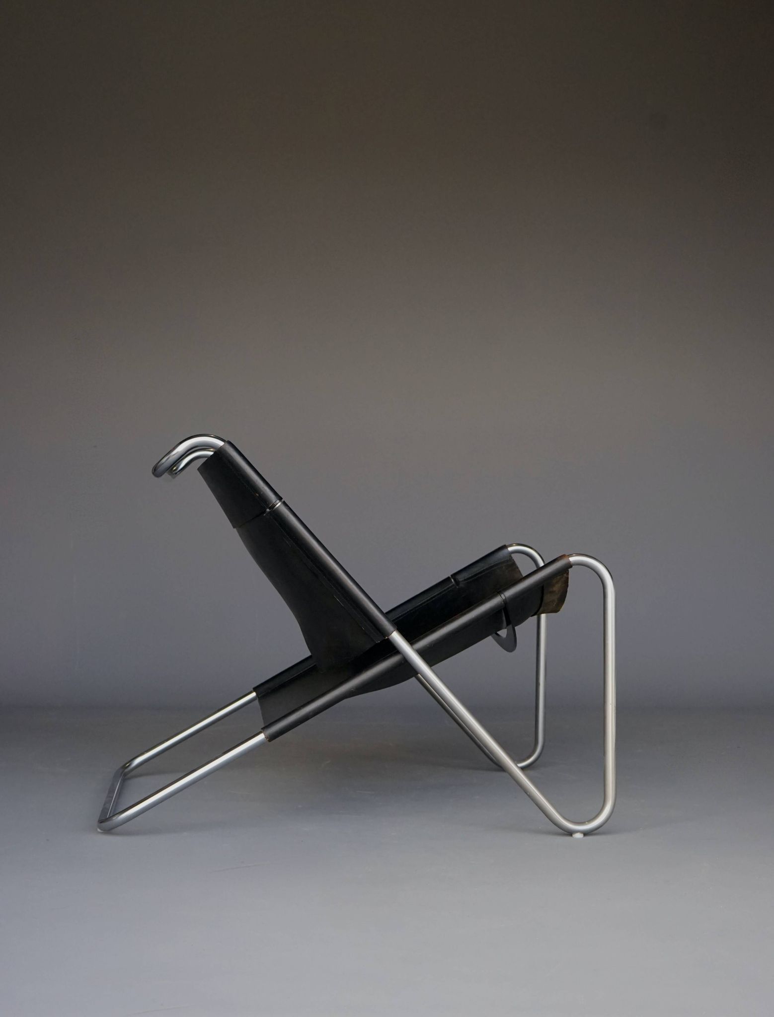 Rare Kwok Hoi Chan sz15 Lounge Chair for 't Spectrum. 1973