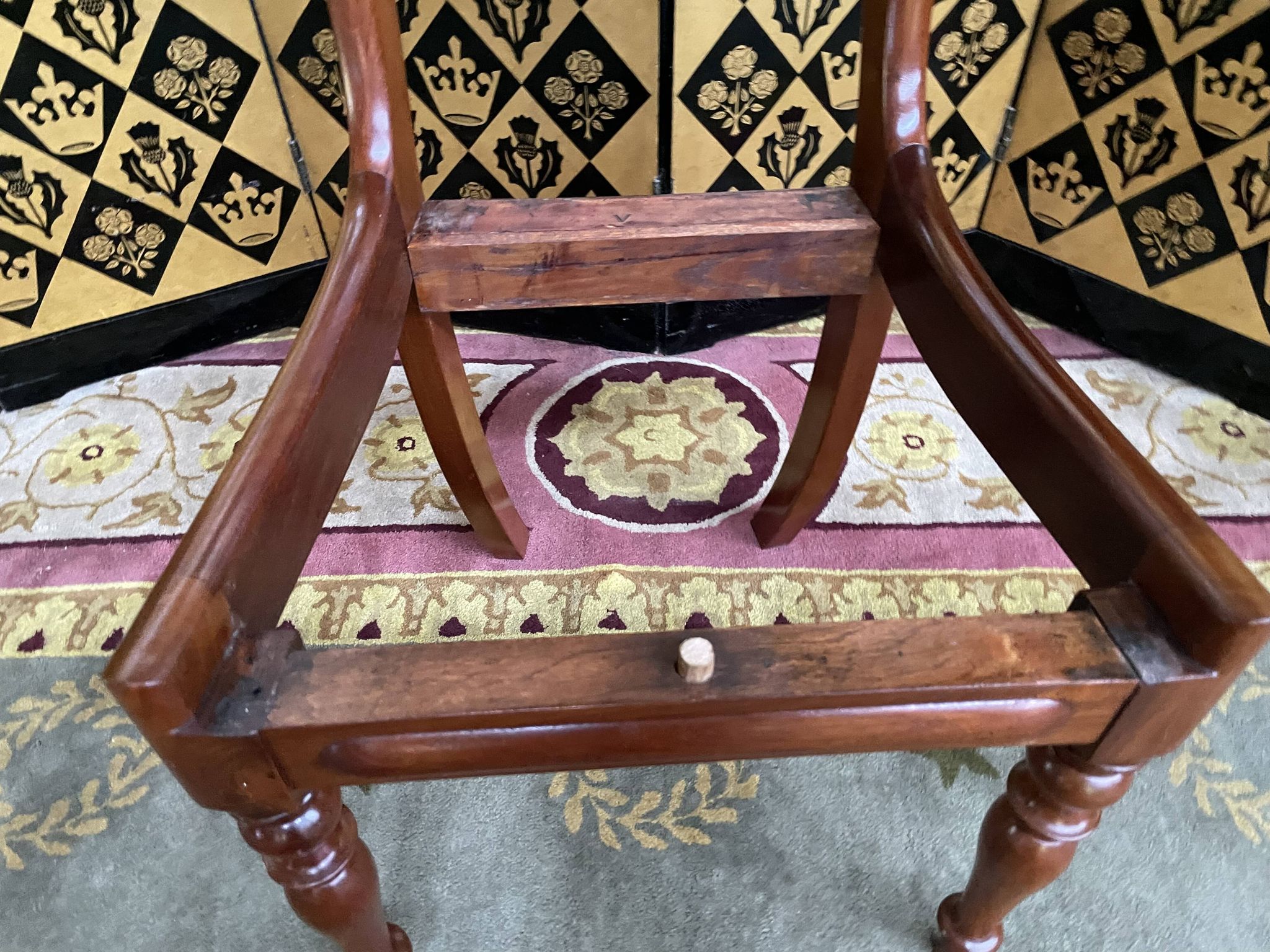Suite of 6 english mahogany chairs 19th restored