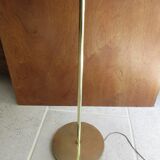Lampe liseuse sur pied depliable et articulee