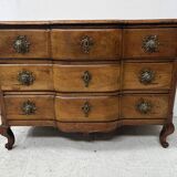 Louis XV commode with three drawers in solid walnut, 18th century