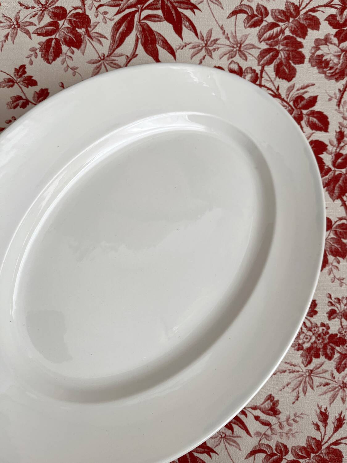 Oval white ironstone dish from Digoin and Sarreguemines