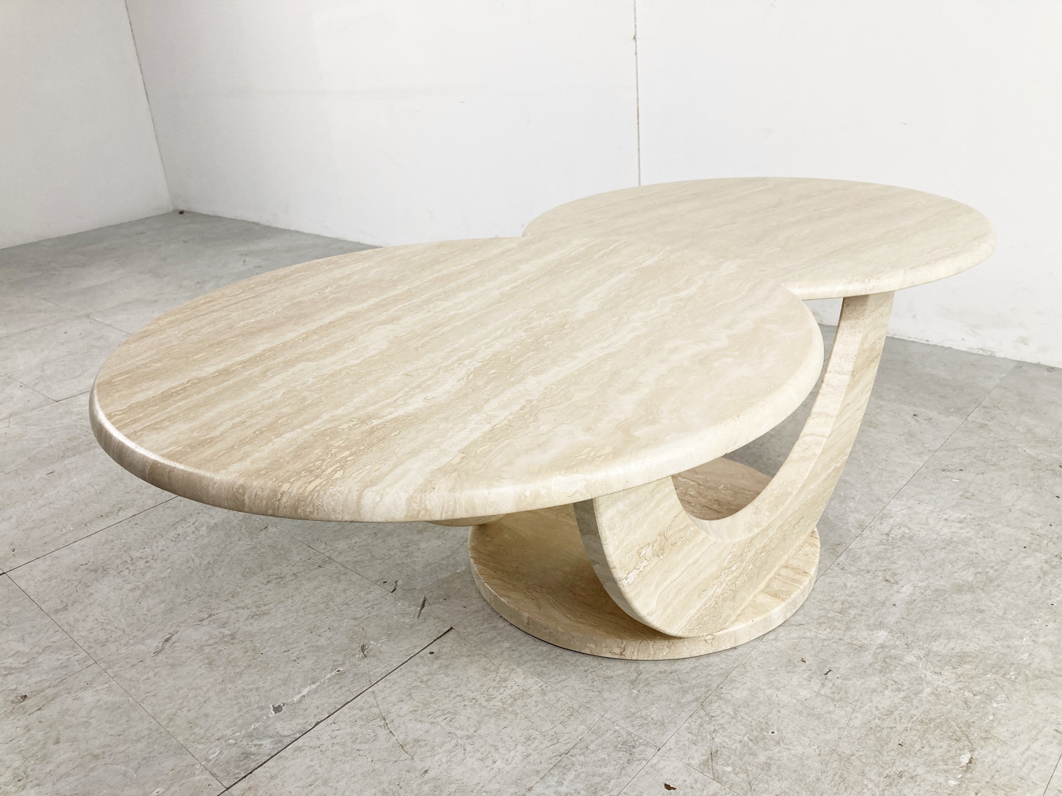 Table basse en travertin à deux niveaux, années 1970