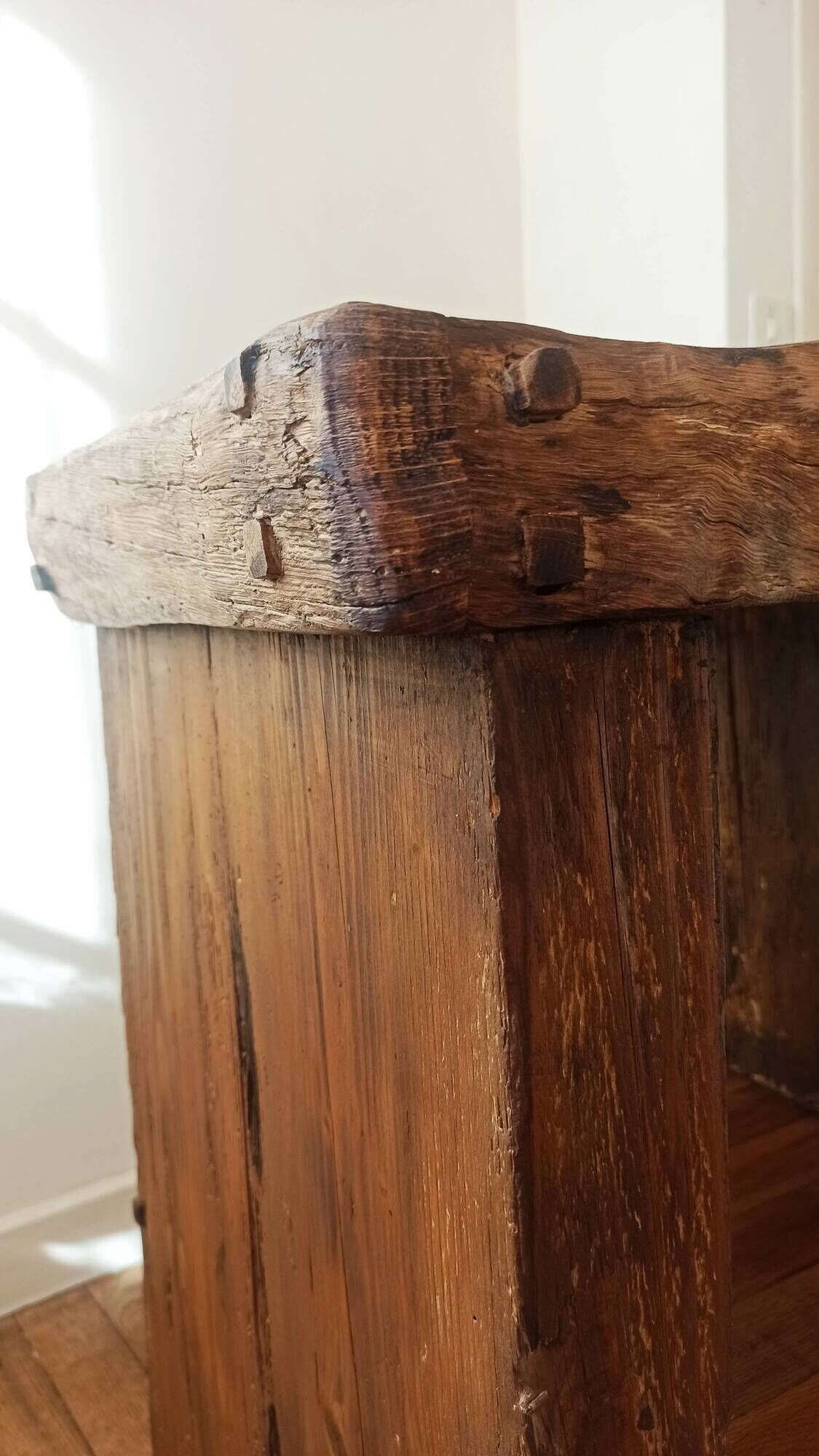 Occasional table/side table/shelf