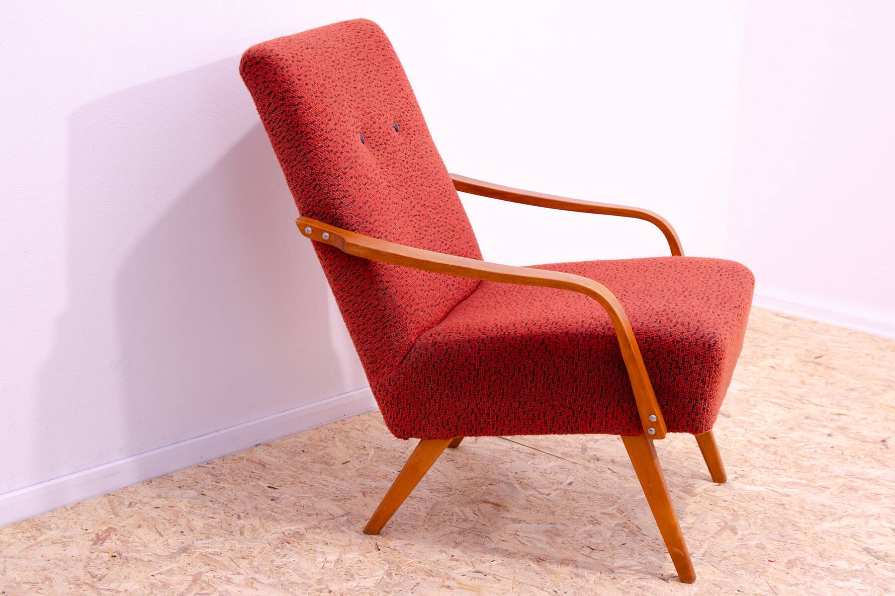 Paire de fauteuils vintage de Jaroslav Šmídek pour Cesky nabytek, 1960