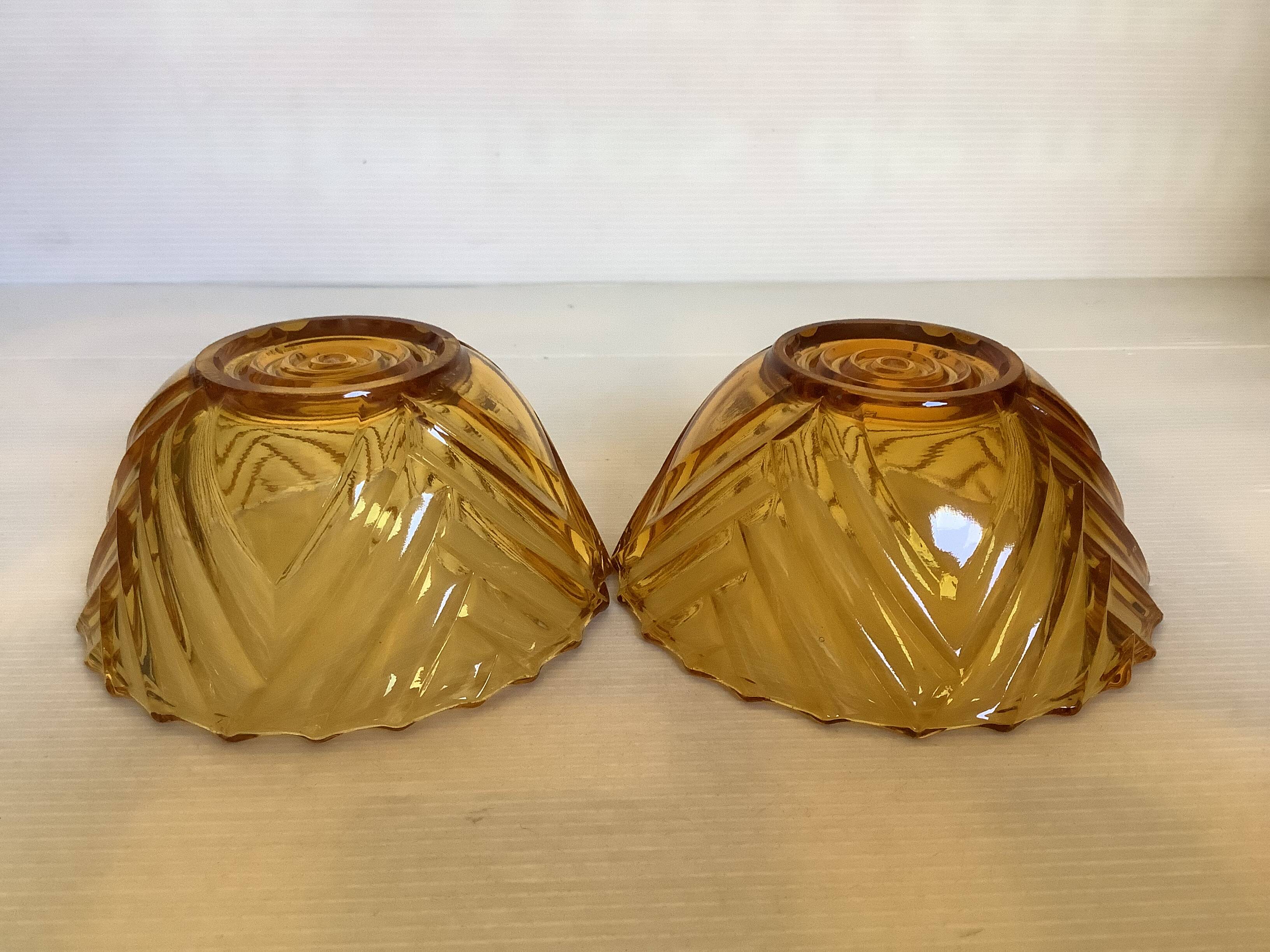 Two bowl cups pavilions Belgium Art Deco