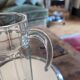 Grand pichet octogonal en verre épais 70's
