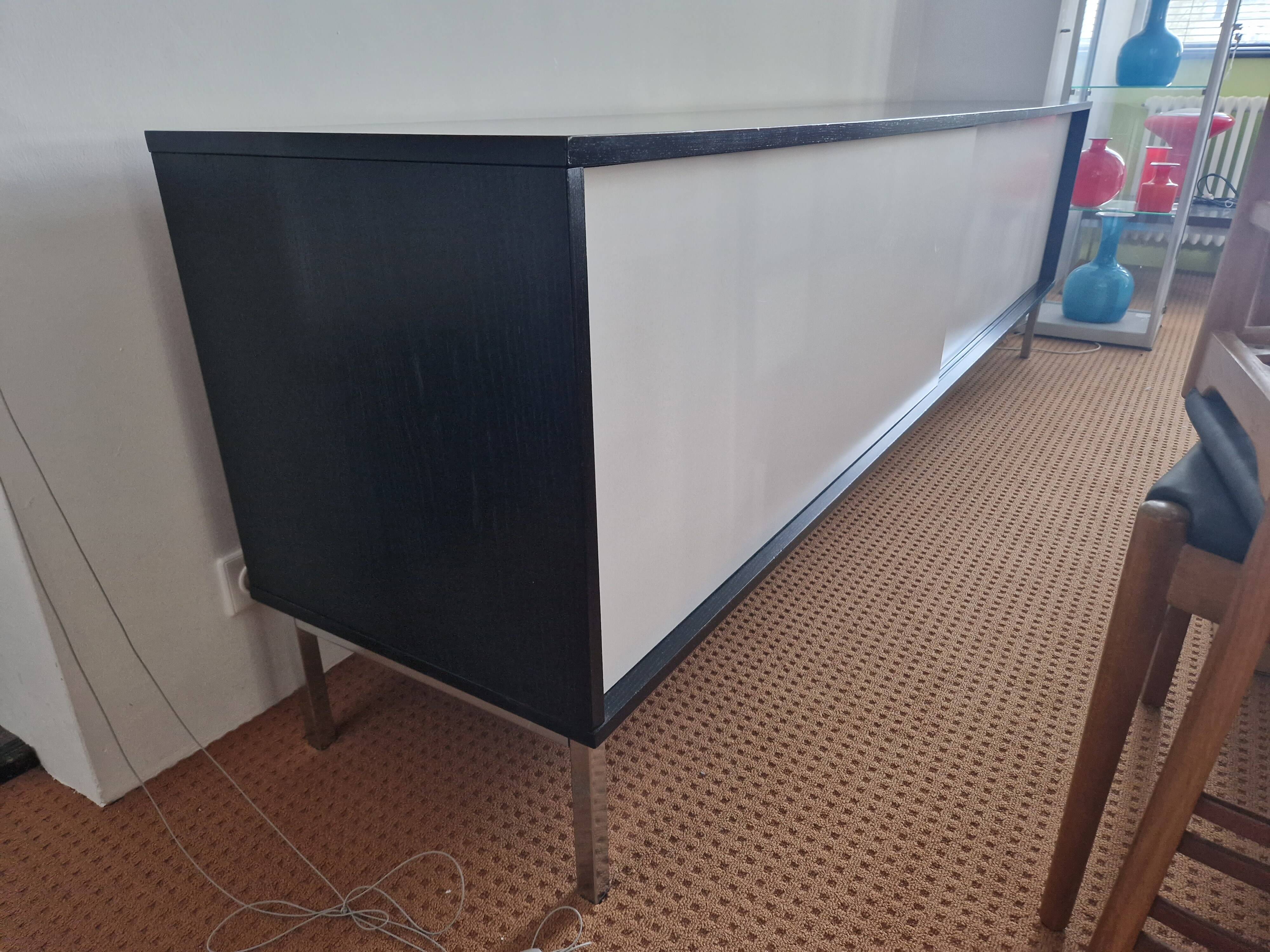 Black and white KW85 enfilade by Martin Visser for 't Spectrum 1960s