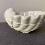 Ceramic shell emptier