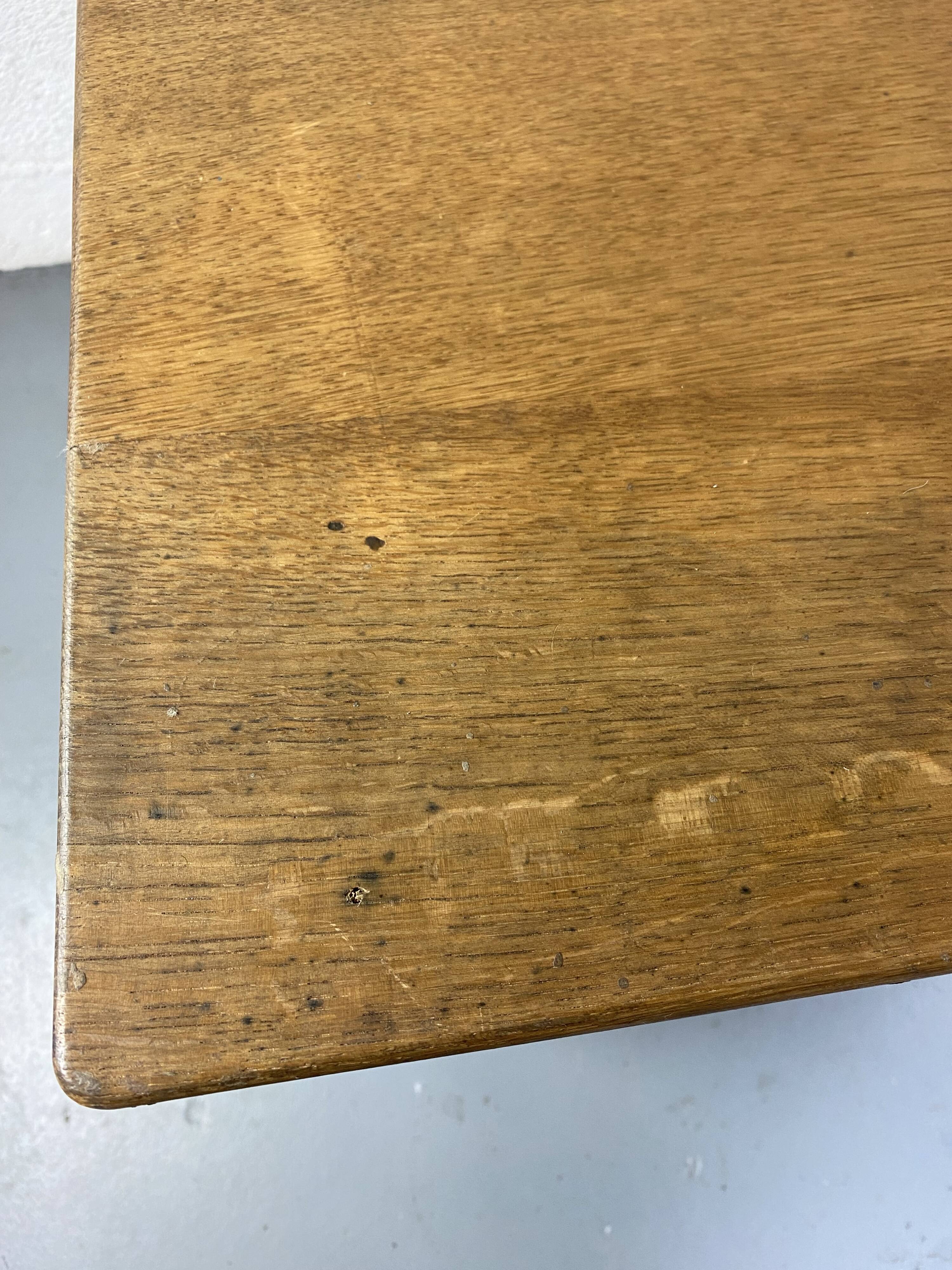 Vintage Art-Deco Table