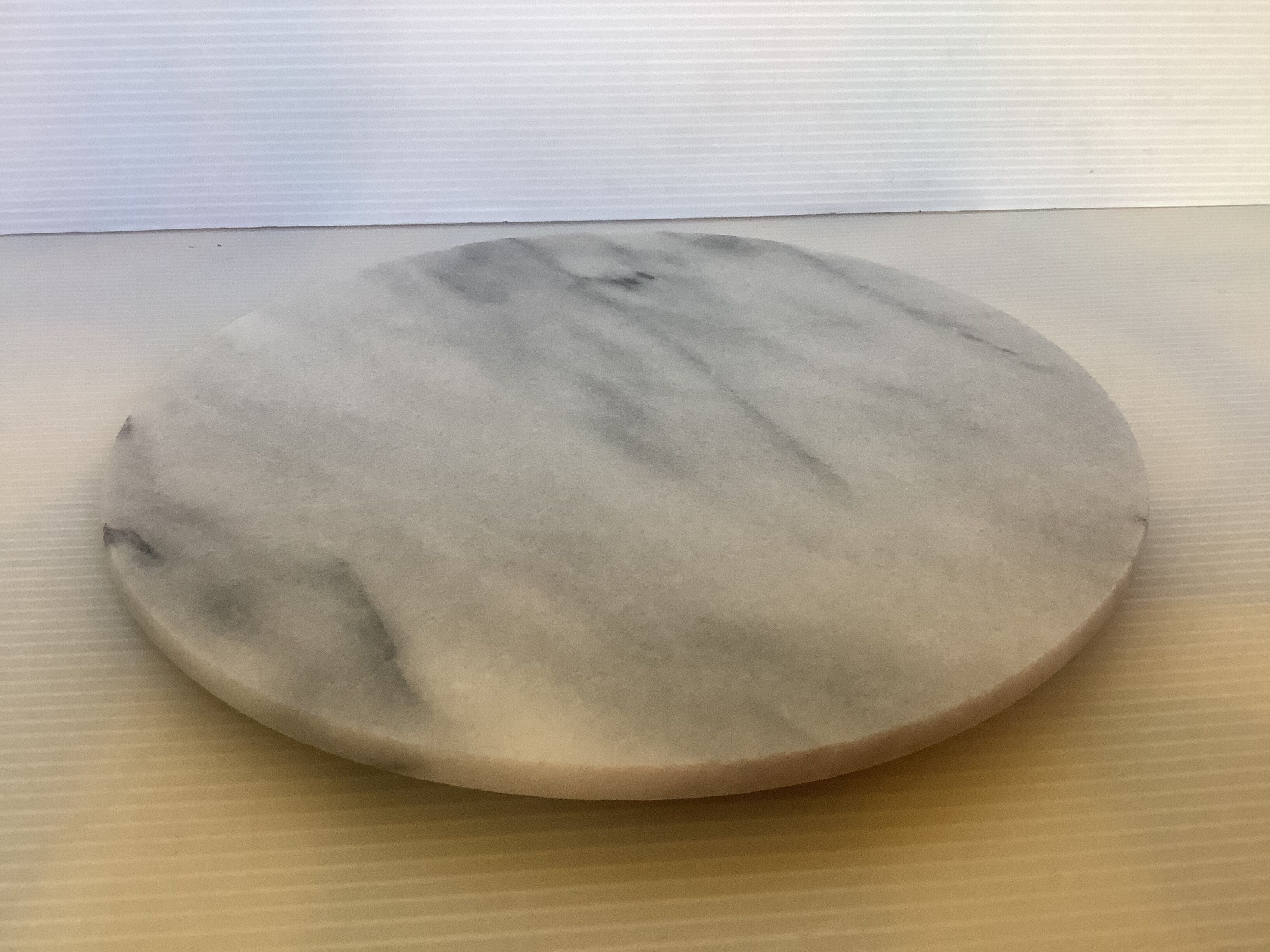 White grey marble trivet