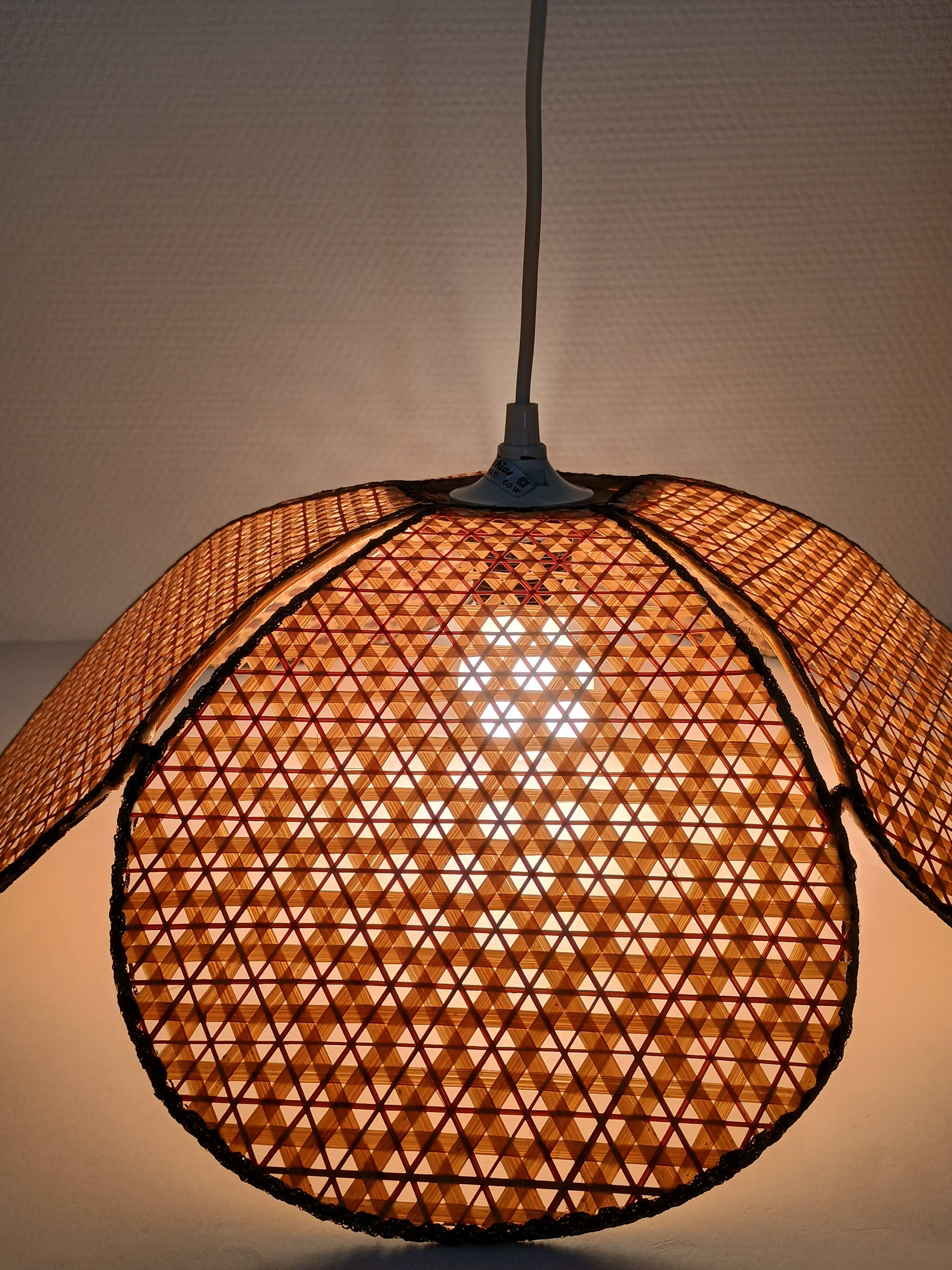 Lustre pétales bambou cannage vintage