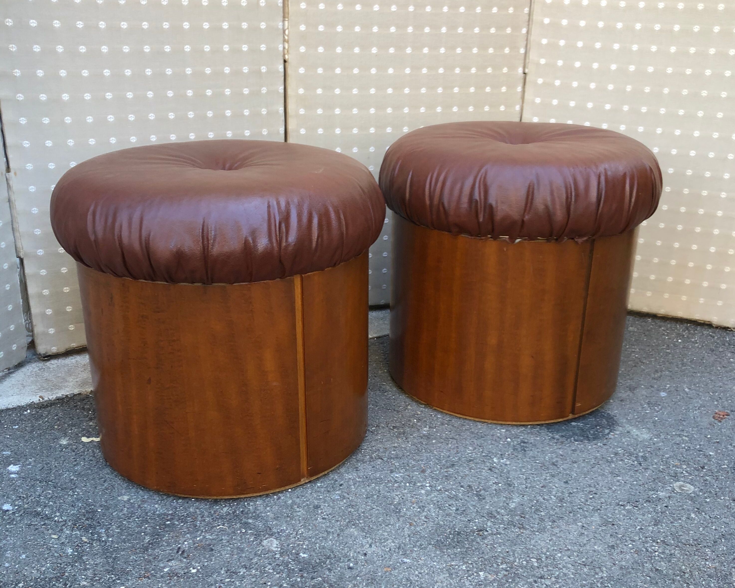 Pair of round poufs from the 1970s