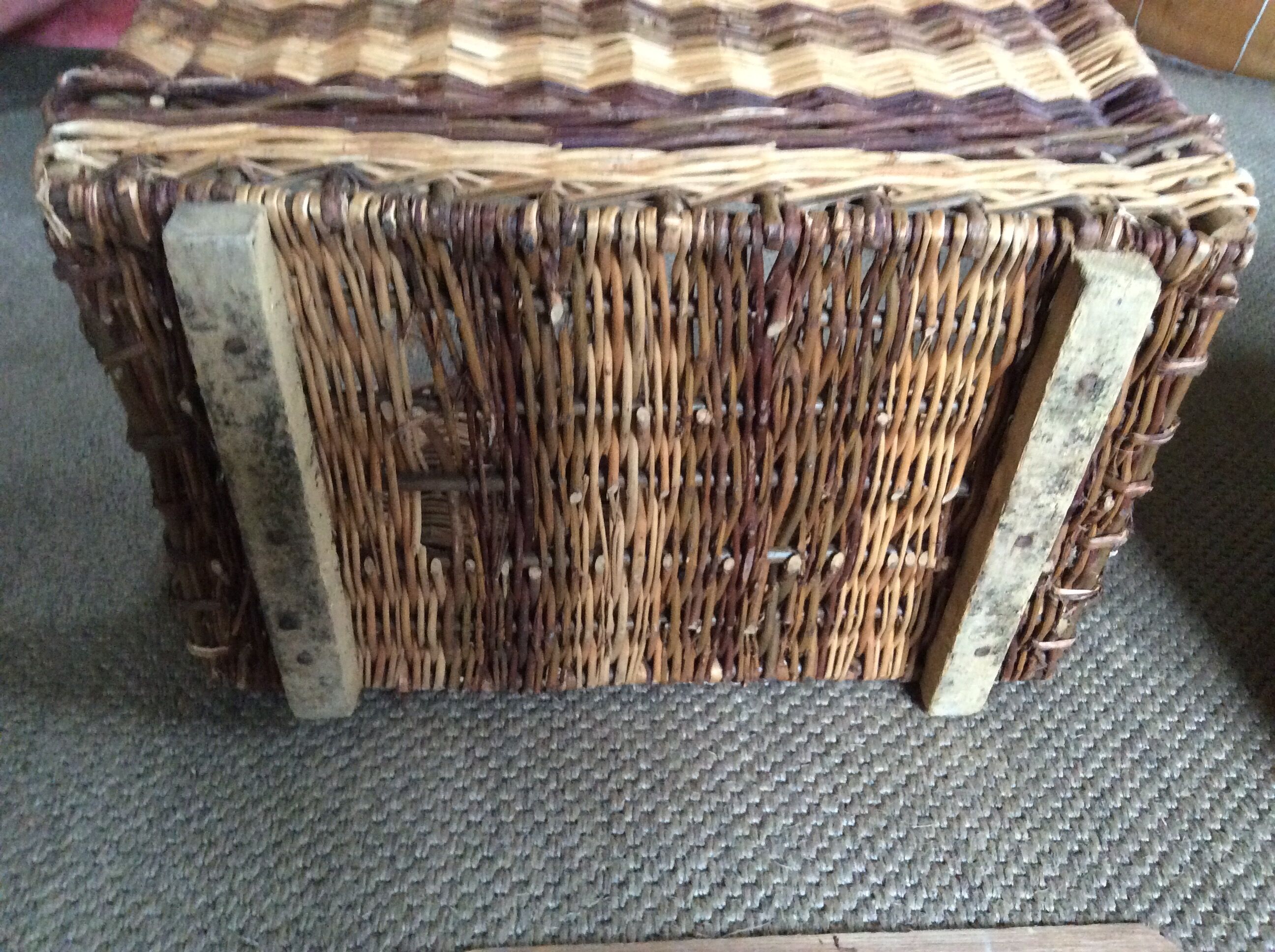 Wood basket