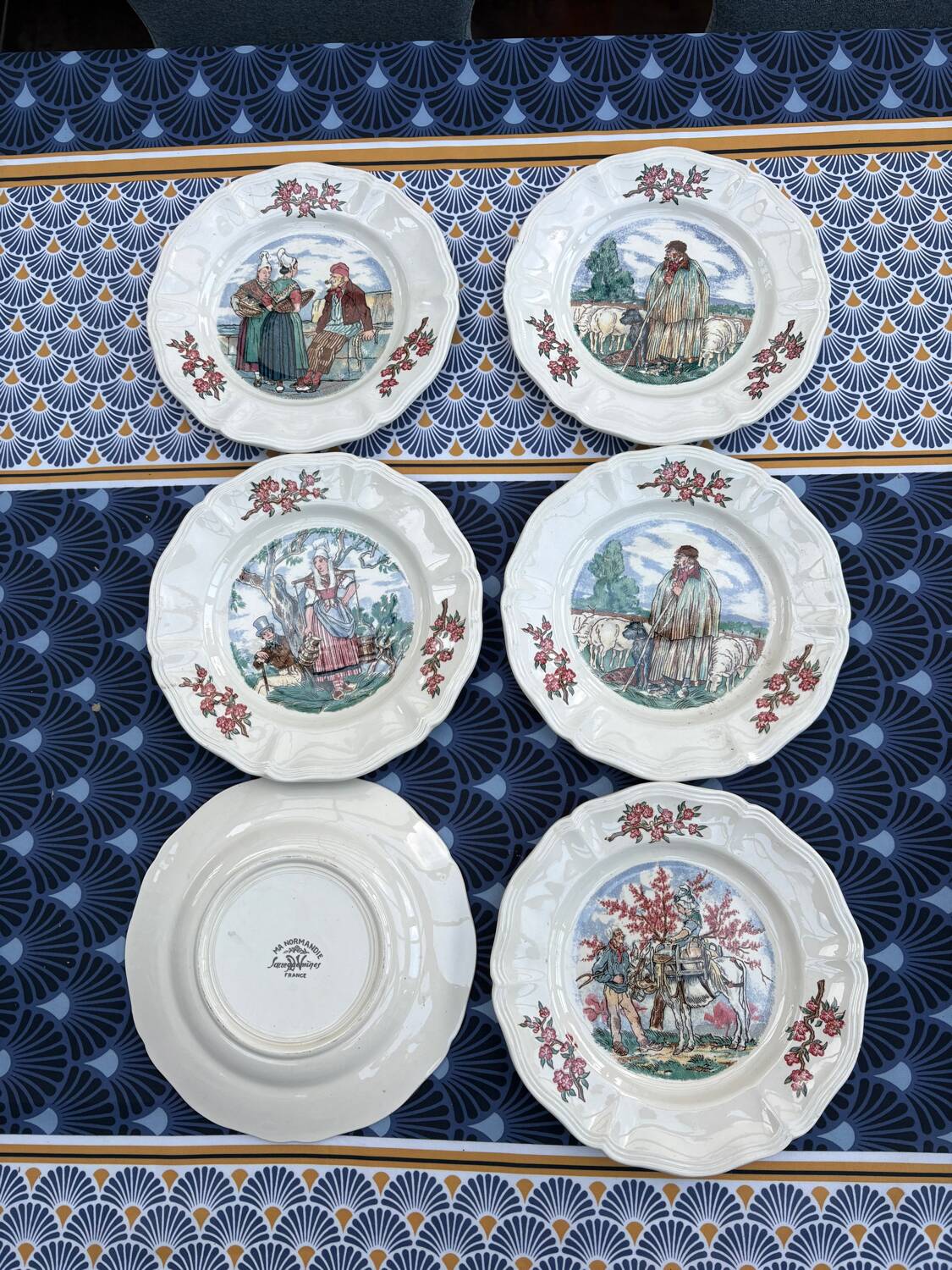 Assiettes à dessert Sarreguemines, collection "Ma Normandie"