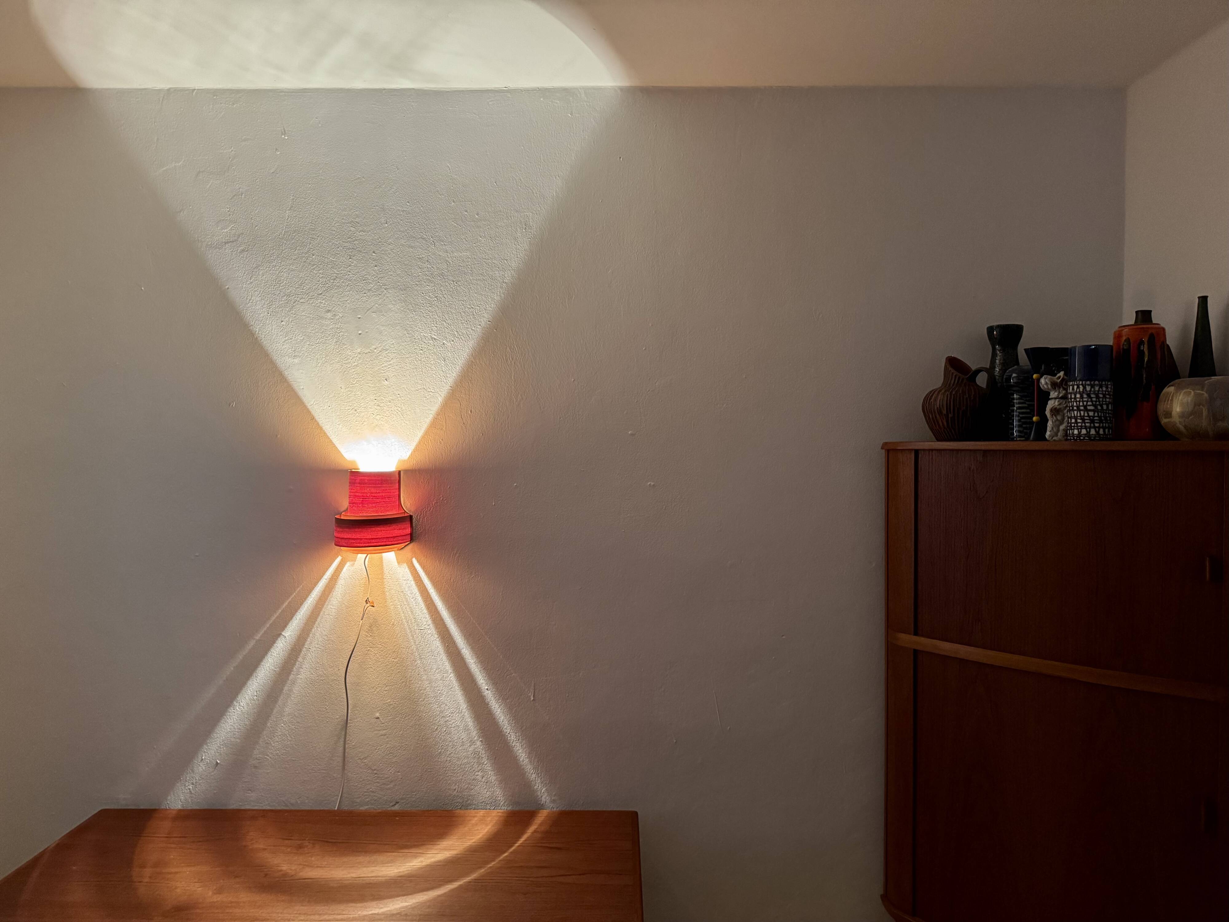 Ensemble de 2 lampes murales en bois par Hans Agne Jakobsson