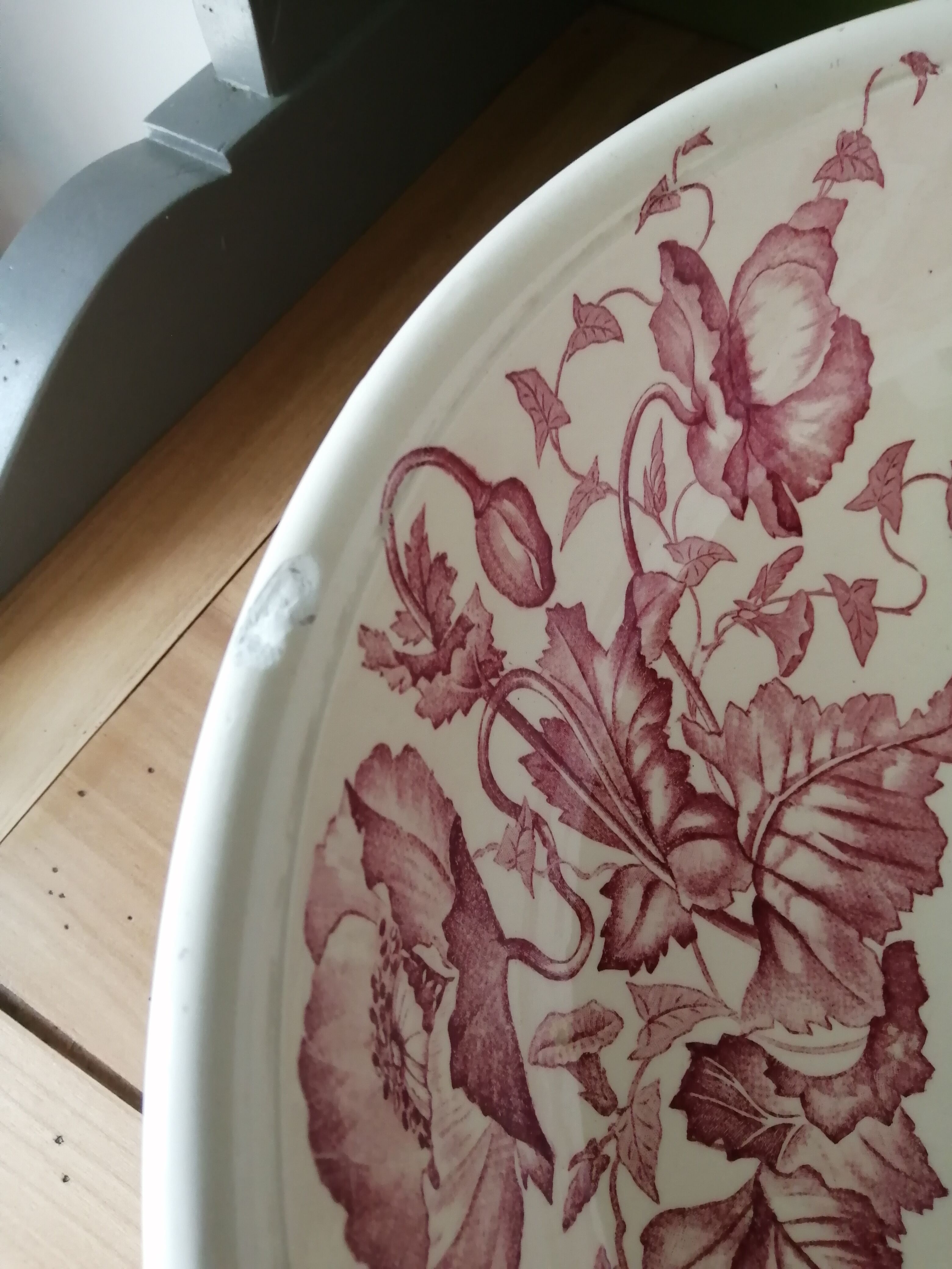 Longchamp toilet basin