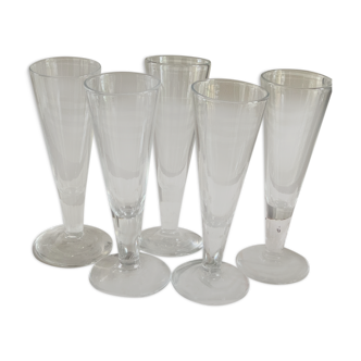 Set of 5 glass champagne flutes