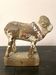 Sculpture en bois représentant une vache sacrée