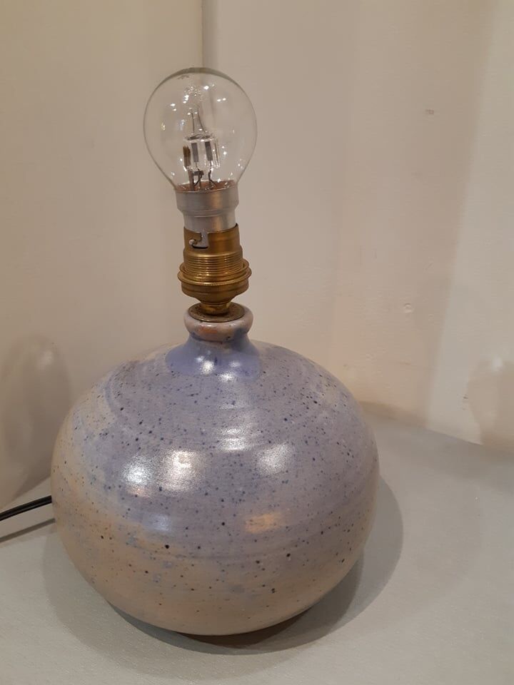 Lamp in sandstone 60 years