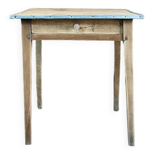 Table en bois et métal