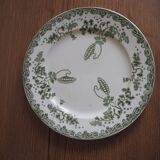 St Amand and Hamage flower plate